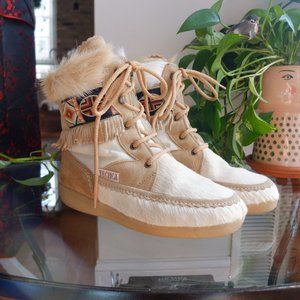 AUTHENTIC Apres Ski boots :)